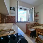 Apartment Luka *
