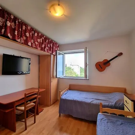 Apartment Luka *